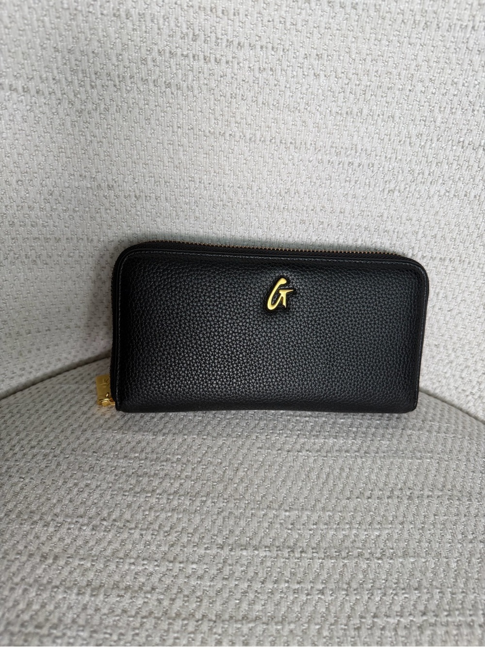 Glamaholic Lifestyle Standard Pebble Wallet (Black)